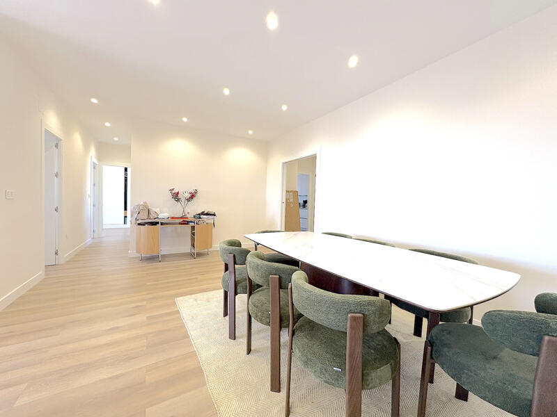 3 bedroom Apartment for sale