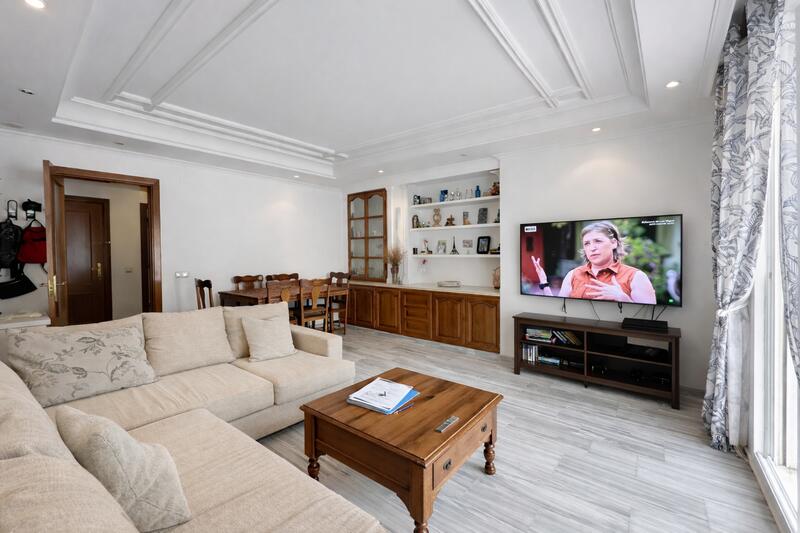 3 bedroom Apartment for sale