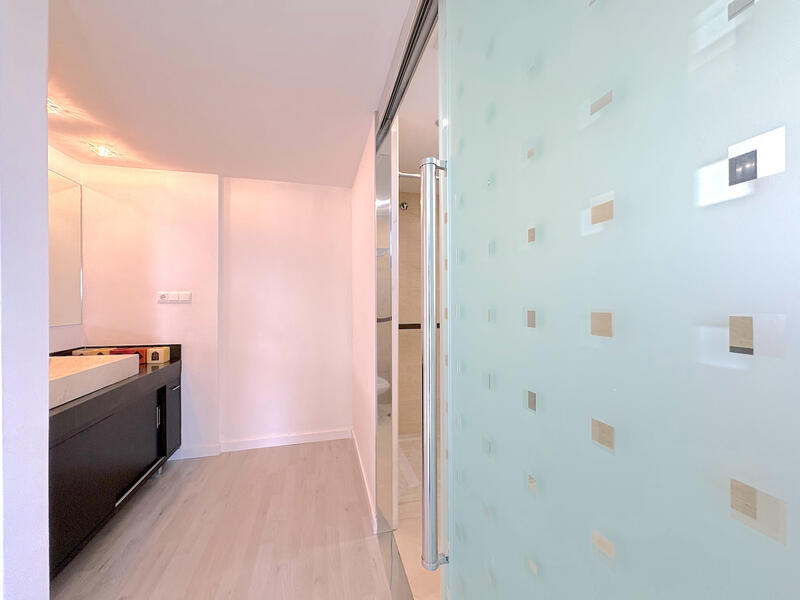 2 спальная комната квартира продается