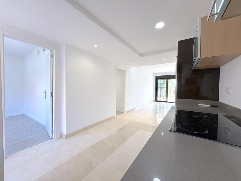 2 спальная комната квартира продается