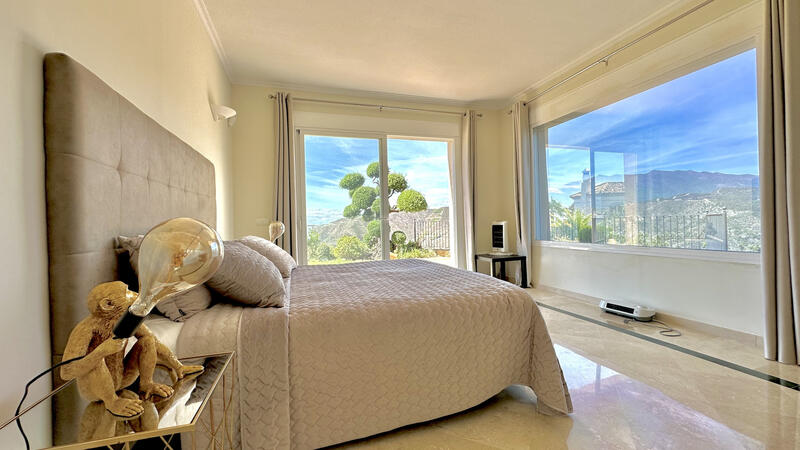 4 bedroom Villa for sale