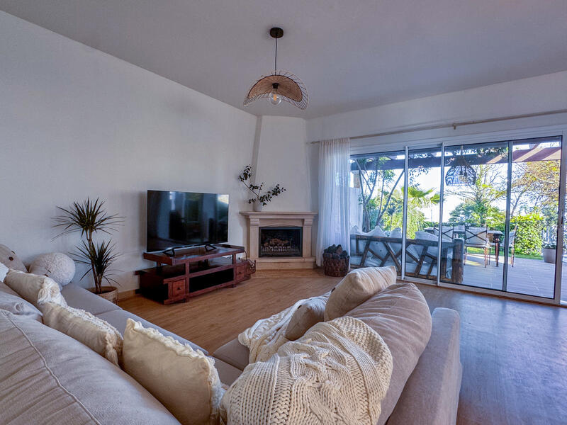 3 bedroom Country House for sale