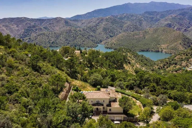 Villa à vendre dans Istan, Málaga