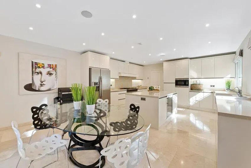 5 sovrum Villa till salu