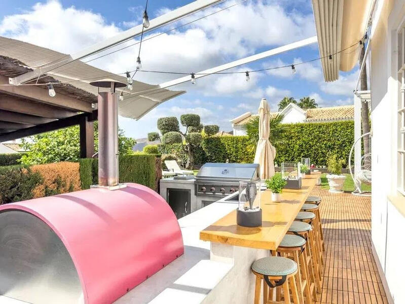 4 bedroom Villa for sale