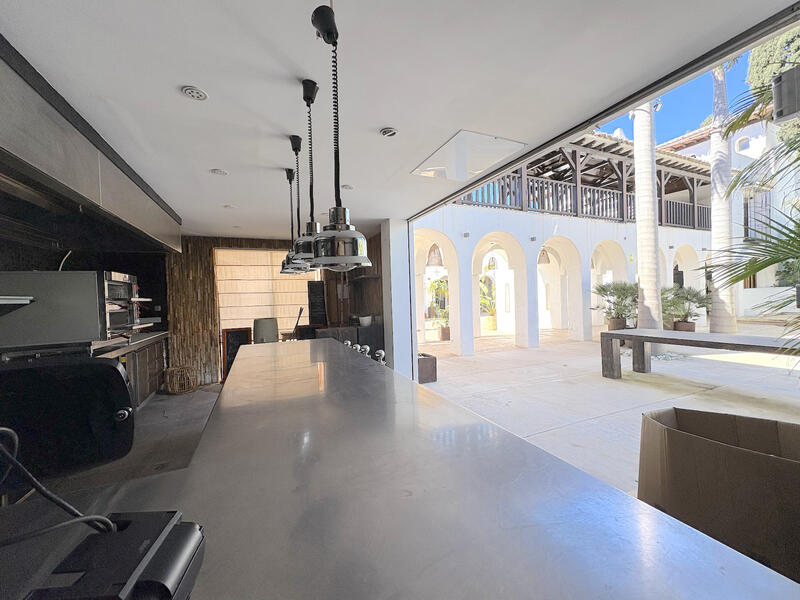 Forretningseiendom til salgs i Mijas Costa, Málaga Forretningseiendom til salgs i Mijas Costa, Málaga