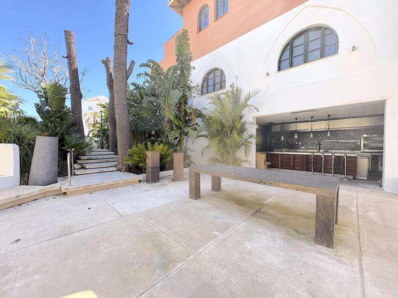 Forretningseiendom til salgs