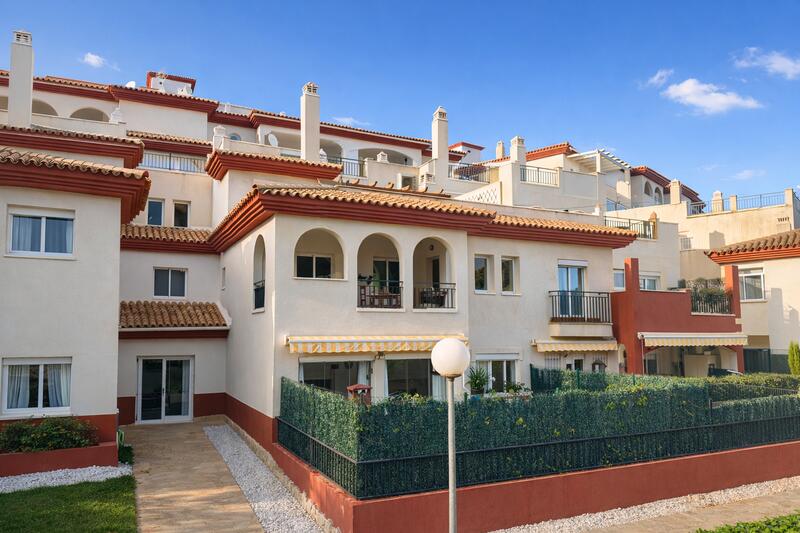 2 slaapkamer Appartement Te koop 2 slaapkamer Appartement Te koop