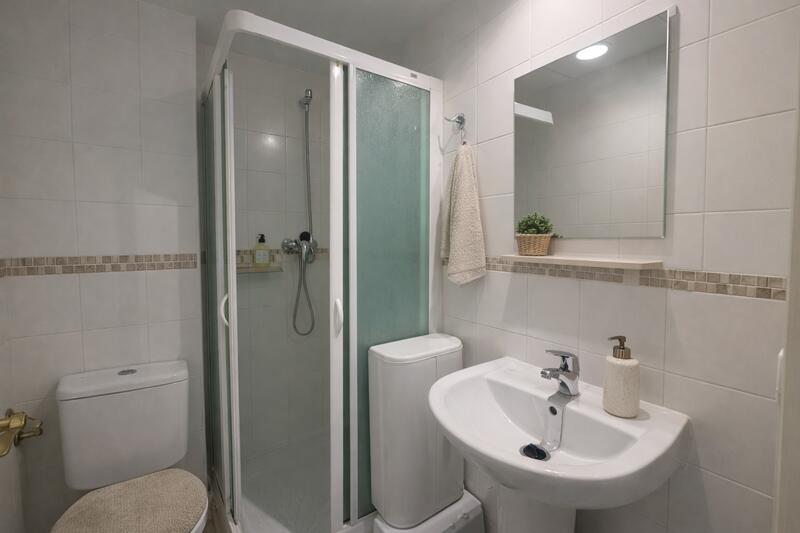 2 slaapkamer Appartement Te koop 2 slaapkamer Appartement Te koop