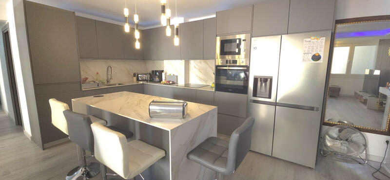 Appartement zu verkaufen in Marbella, Málaga