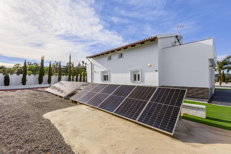 6 bedroom Country House for sale 6 bedroom Country House for sale