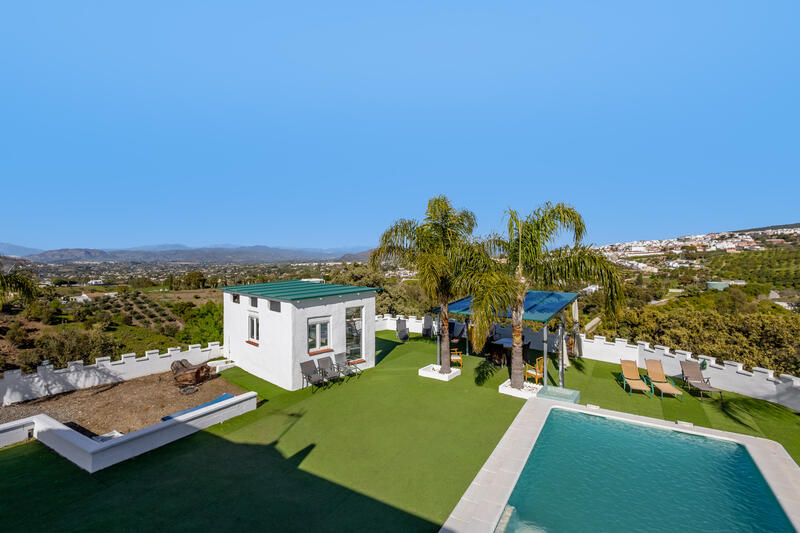 6 bedroom Country House for sale 6 bedroom Country House for sale