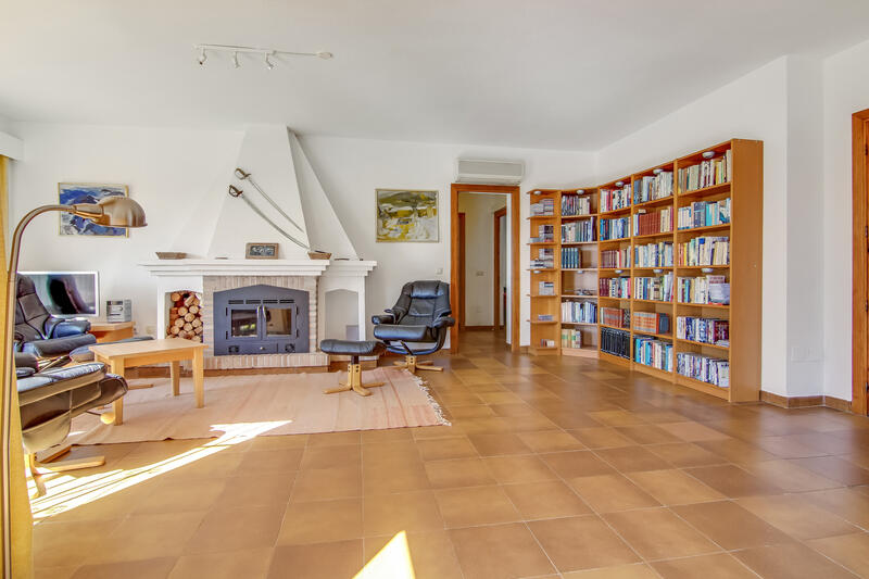 3 bedroom Country House for sale