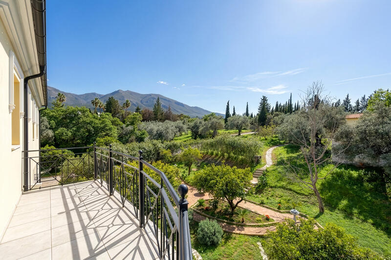 7 Cuarto Villa en venta