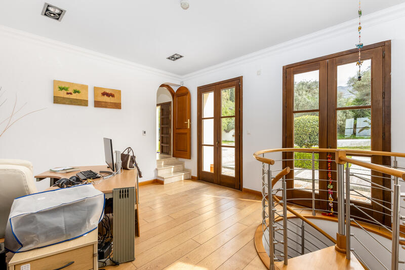 7 Cuarto Villa en venta