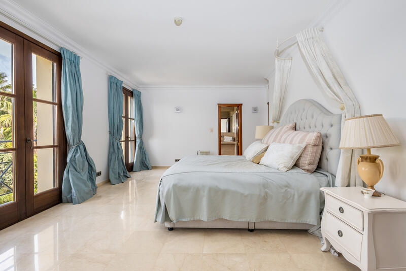 7 Cuarto Villa en venta