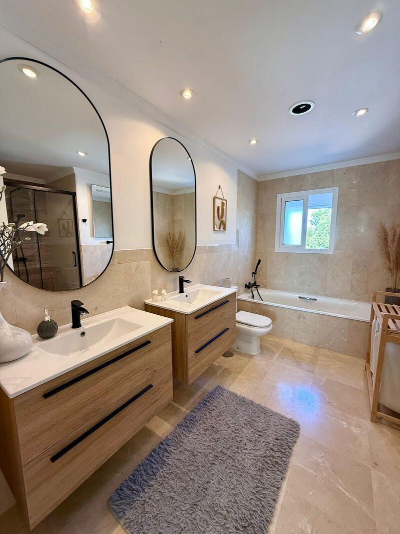 3 Schlafzimmer Höhlenhaus zu verkaufen 3 Schlafzimmer Höhlenhaus zu verkaufen