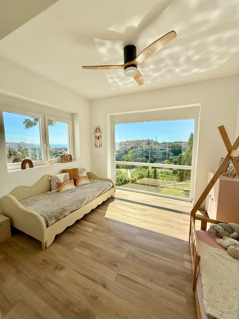 3 Schlafzimmer Höhlenhaus zu verkaufen 3 Schlafzimmer Höhlenhaus zu verkaufen