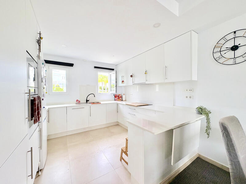 4 soveværelse Byhus til salg