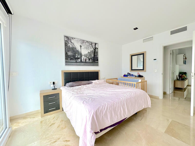 4 soveværelse Byhus til salg