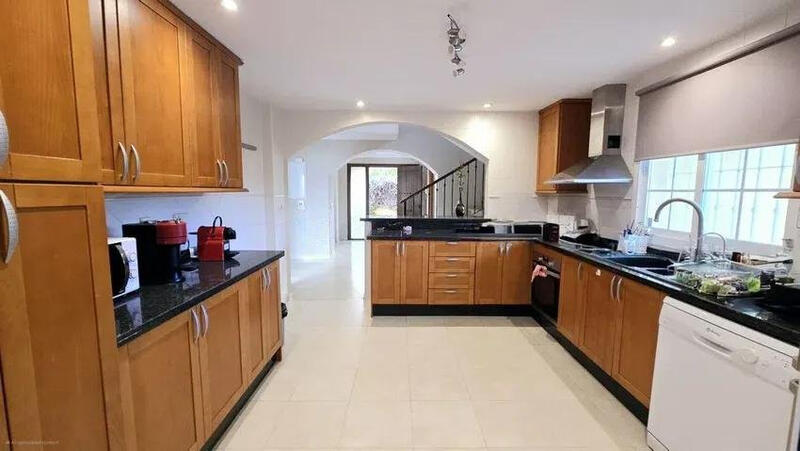 4 bedroom Villa for sale