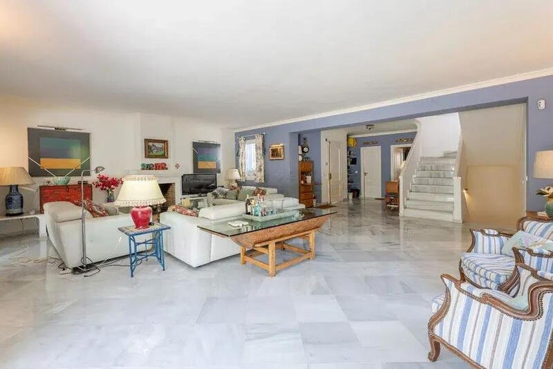 4 bedroom Cave House for sale