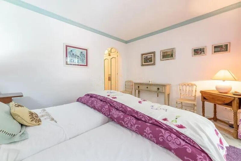 4 bedroom Cave House for sale