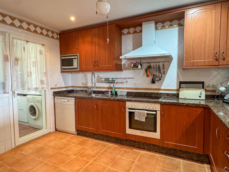 5 bedroom Townhouse for sale 5 bedroom Townhouse for sale