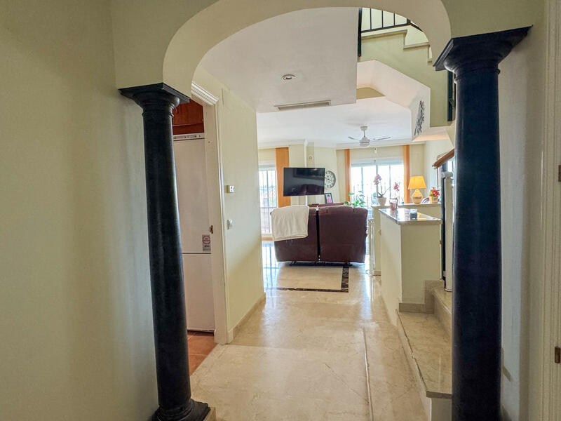 5 bedroom Townhouse for sale 5 bedroom Townhouse for sale