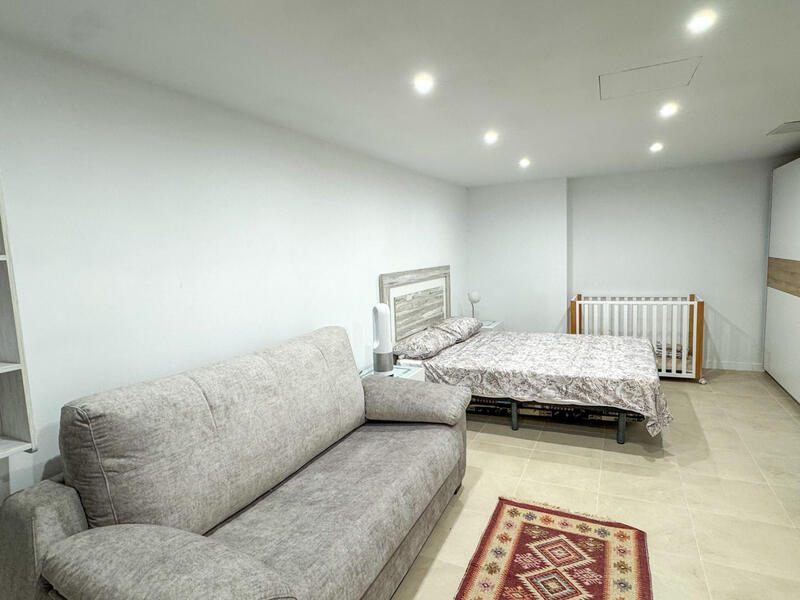 5 bedroom Townhouse for sale 5 bedroom Townhouse for sale