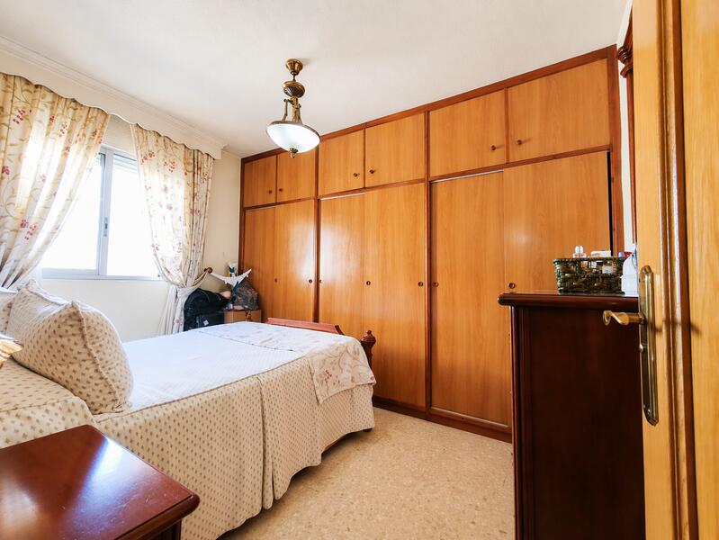 3 bedroom Apartment for sale