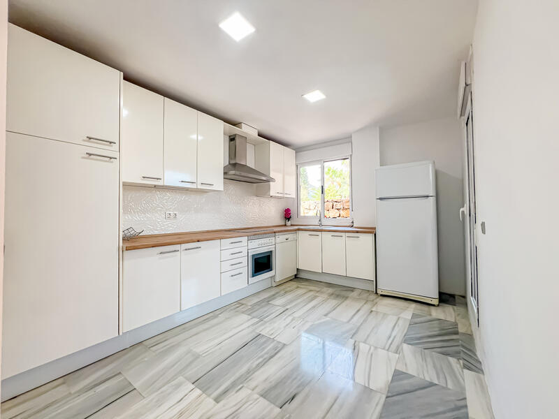 4 bedroom Cave House for sale