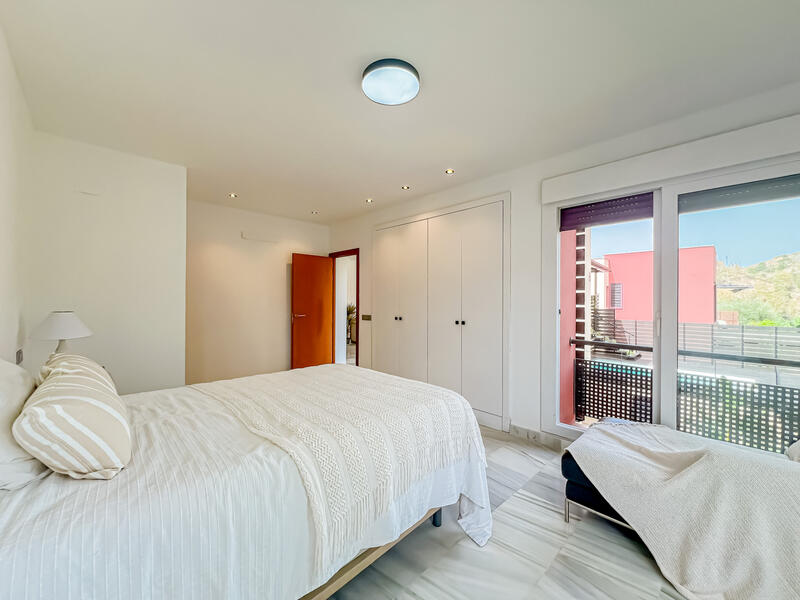 4 bedroom Cave House for sale