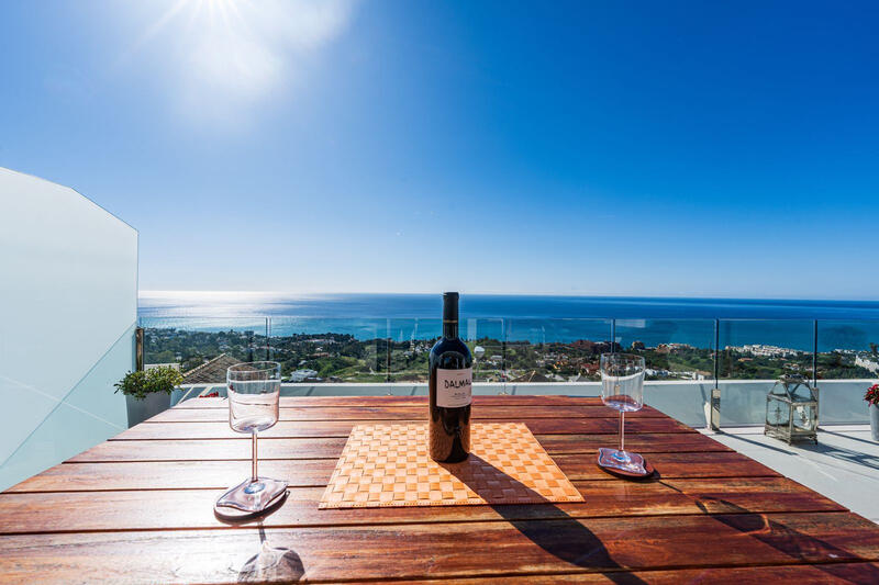 Duplex til salg i Benalmadena, Málaga