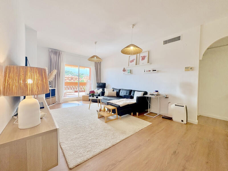 2 slaapkamer Appartement Te koop