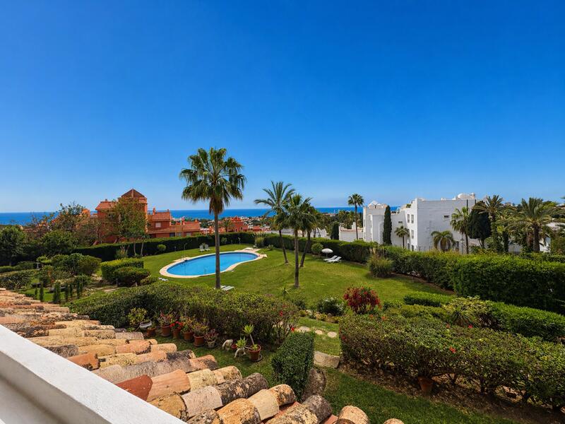 Apartamento en venta en Marbella, Málaga