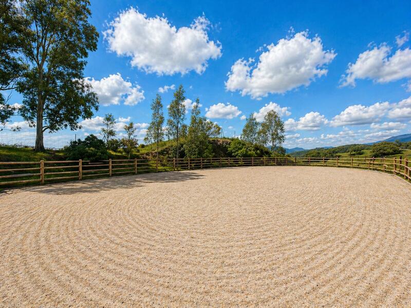 5 bedroom Country House for sale 5 bedroom Country House for sale