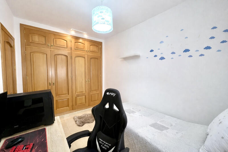 3 bedroom Apartment for sale