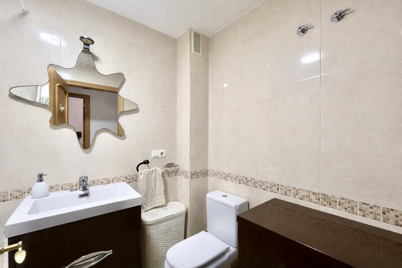 3 bedroom Apartment for sale