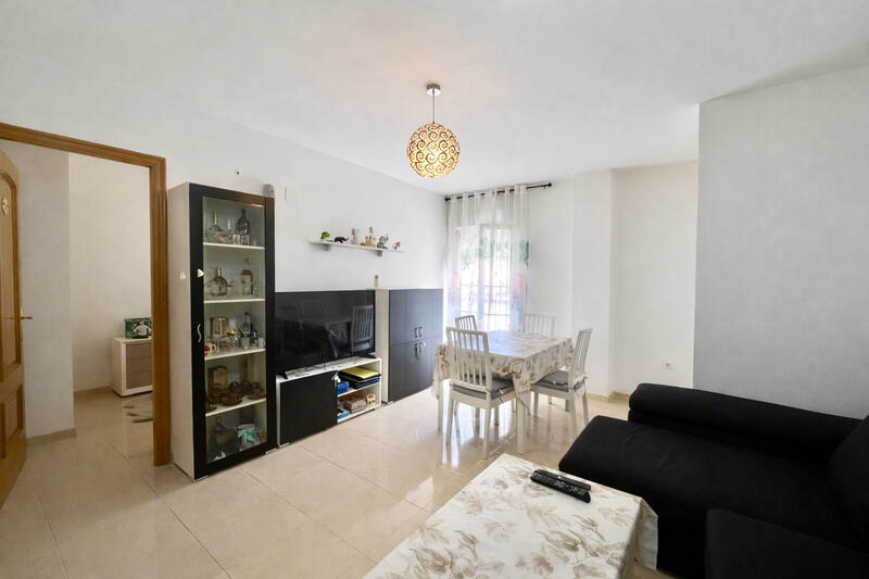 3 bedroom Apartment for sale
