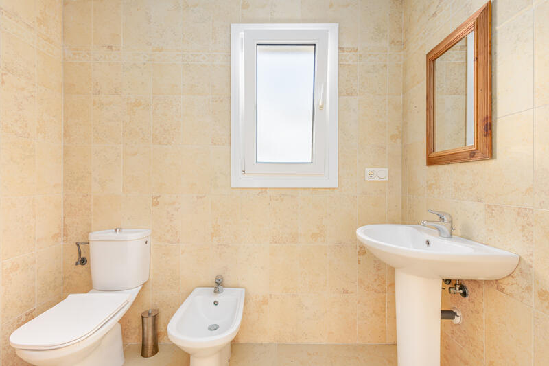 3 bedroom Townhouse for sale