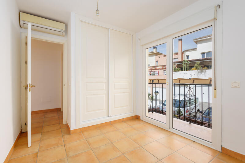 3 bedroom Townhouse for sale