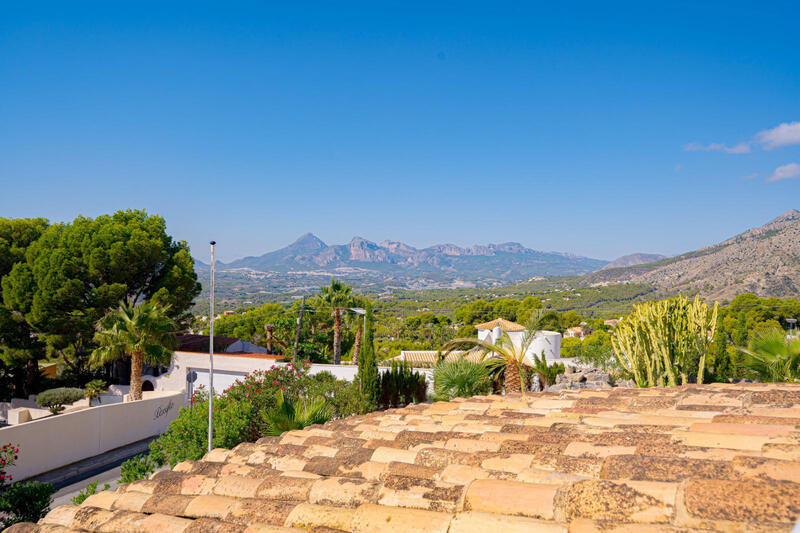 4 bedroom Cave House for sale