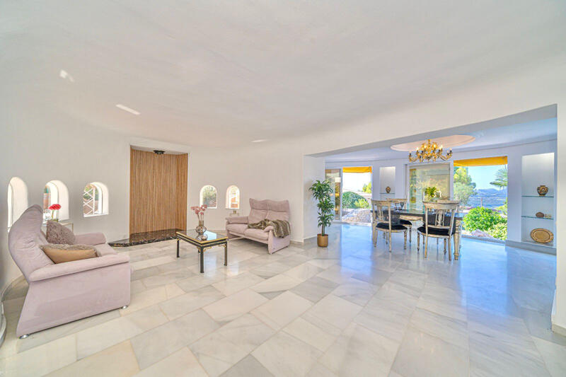 4 bedroom Cave House for sale