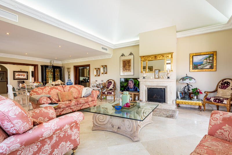 4 bedroom Villa for sale