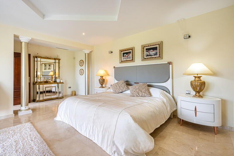 4 bedroom Villa for sale