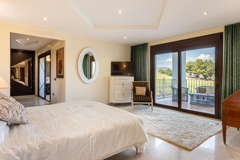 4 bedroom Villa for sale