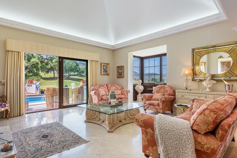 4 bedroom Villa for sale