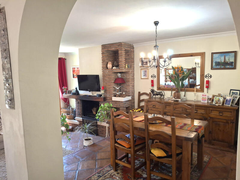 4 bedroom Townhouse for sale 4 bedroom Townhouse for sale