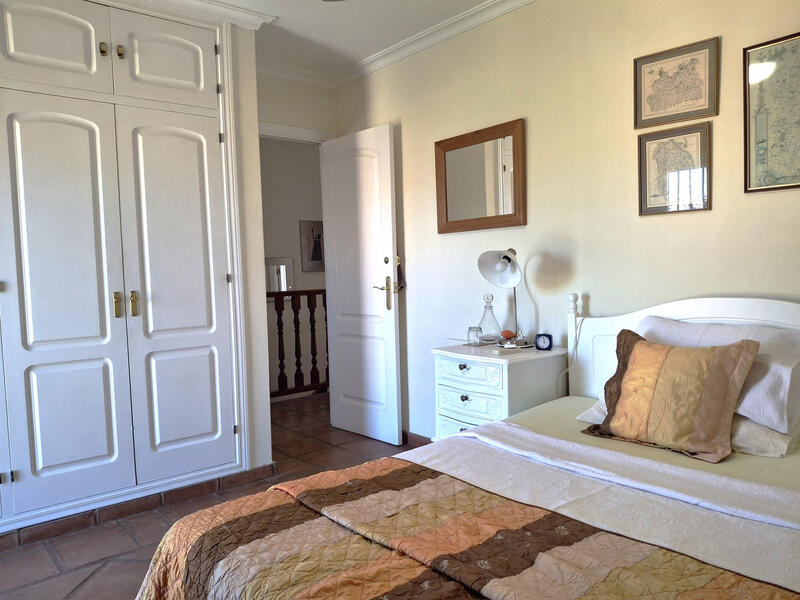 4 bedroom Townhouse for sale 4 bedroom Townhouse for sale